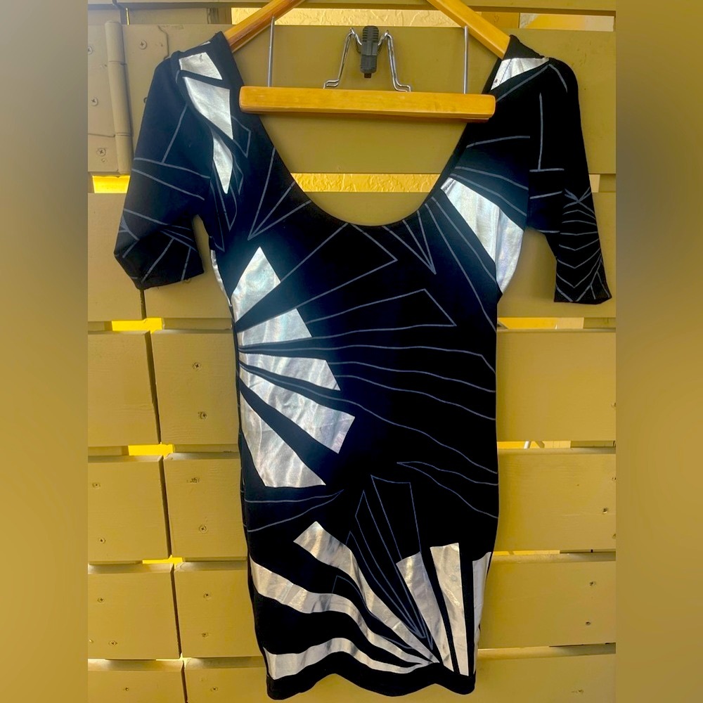 Poof fitted dress size S black and silver - Picture 2 of 9